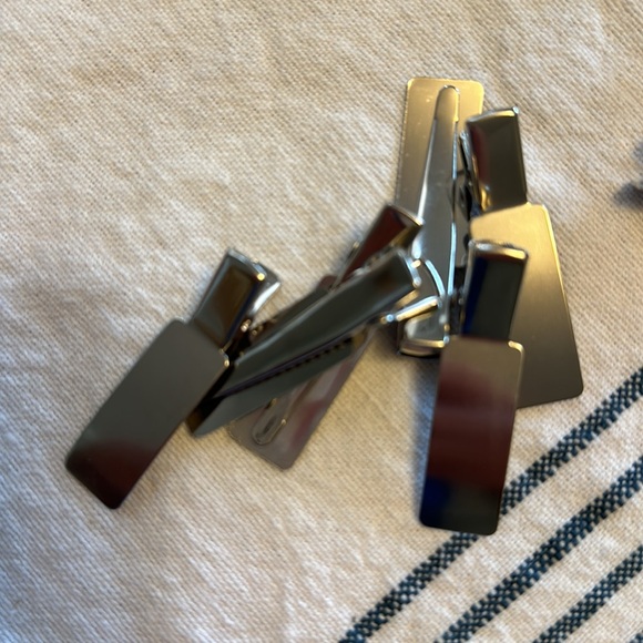 Lot of supplies for making cute girls hair clips (with grips)! Bundle & Save!! - Picture 5 of 9